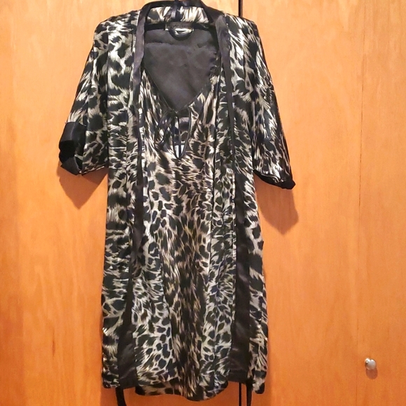 Night Essence Other - Night 🌙 Essence, Sz Small, Black and Grey Night Gown